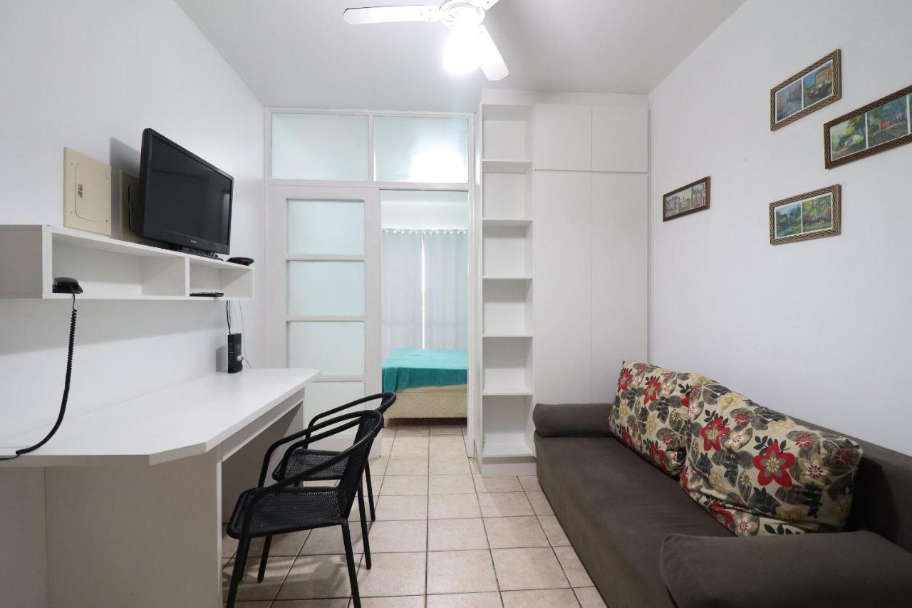 Apartment Apto A 30m Do Mar E Wi-fi - Hb07f